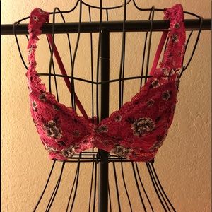 Pink Lacey bralette petite